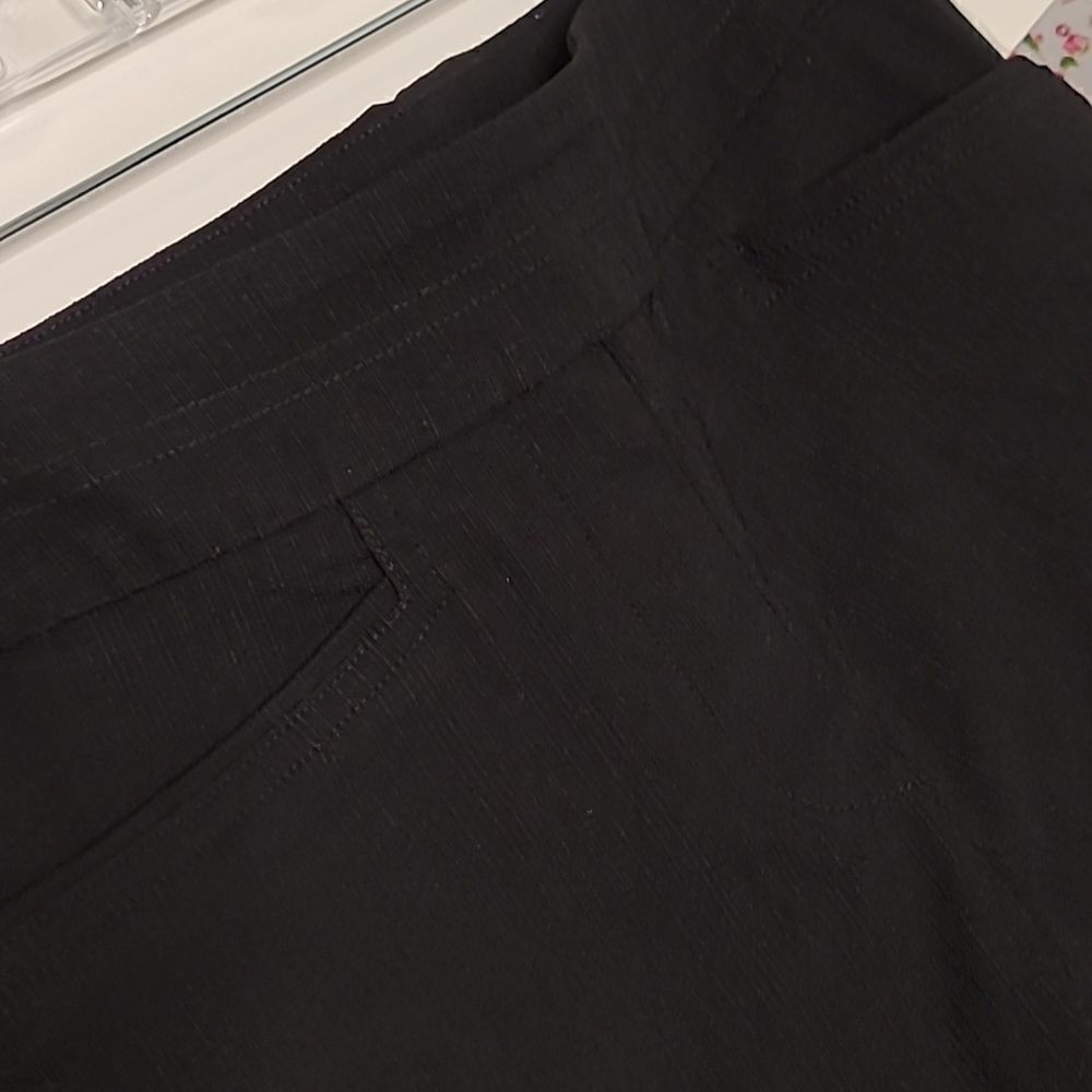 Jenna Rose sz M black cropped pants - Picture 2 of 9